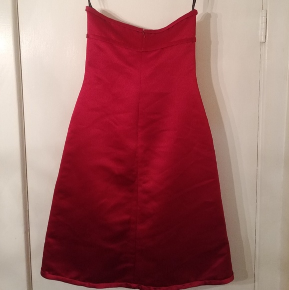 Ruby red strapless dress - Picture 3 of 4